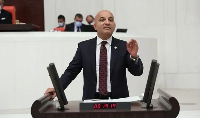 CHP’de YDK Başkanı Mahir Polat oldu
